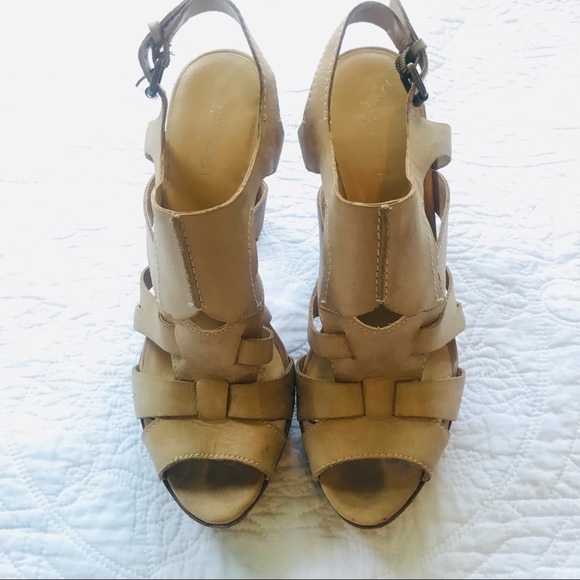 Nine West Light Camel Heels - Picture 5 of 8